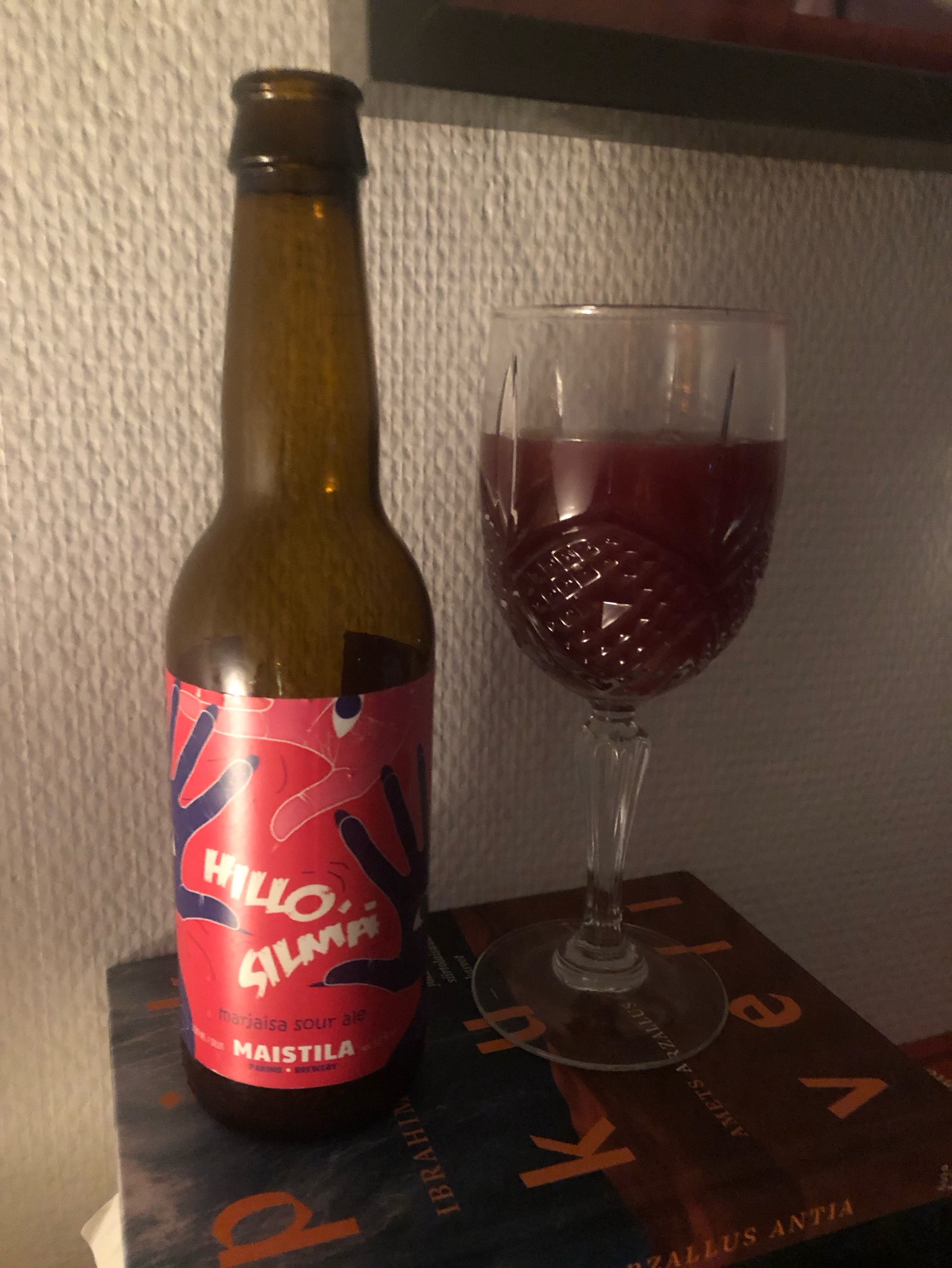 Hillosilmä, Finland