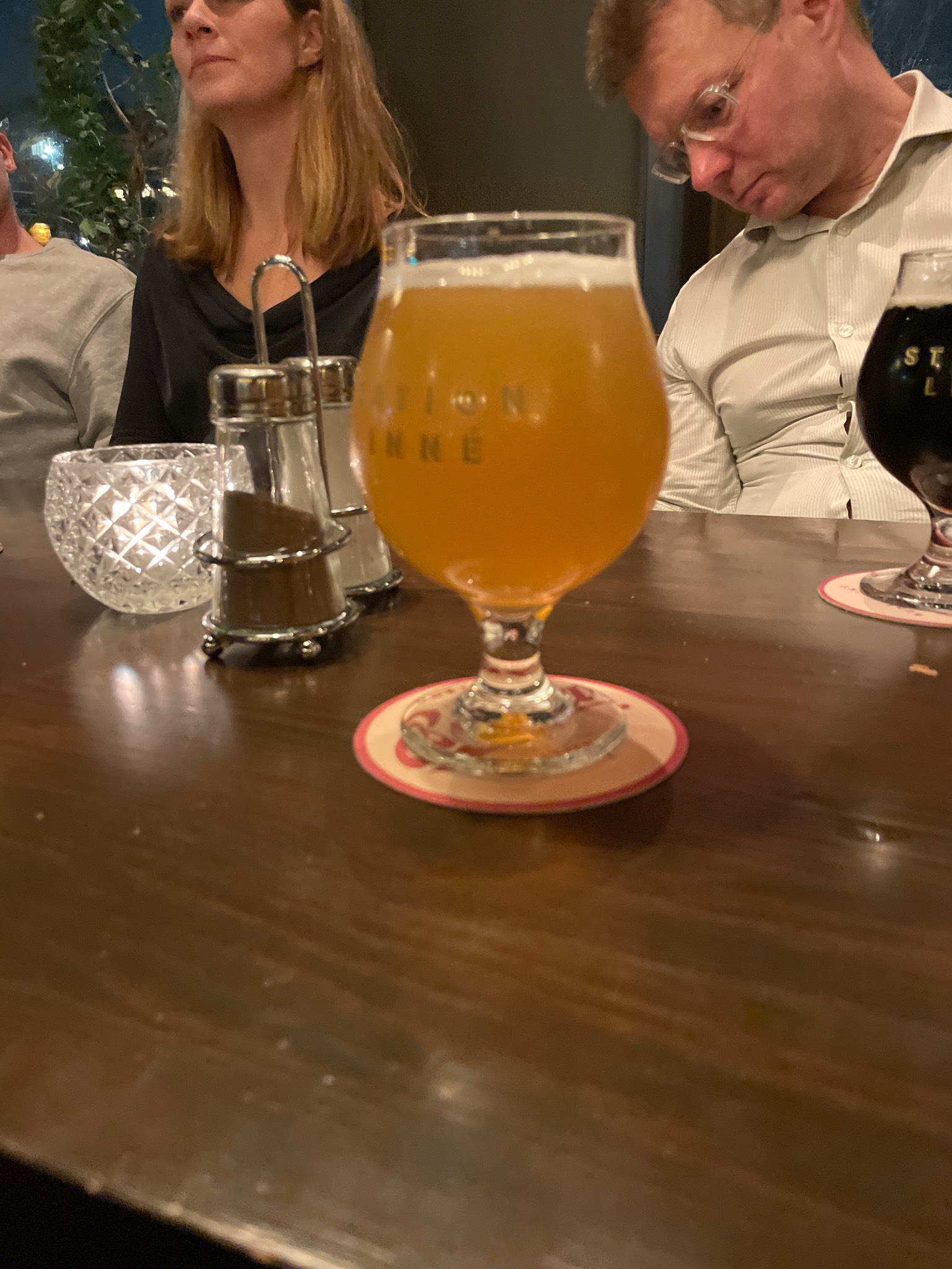 left handed giant cloud water, England