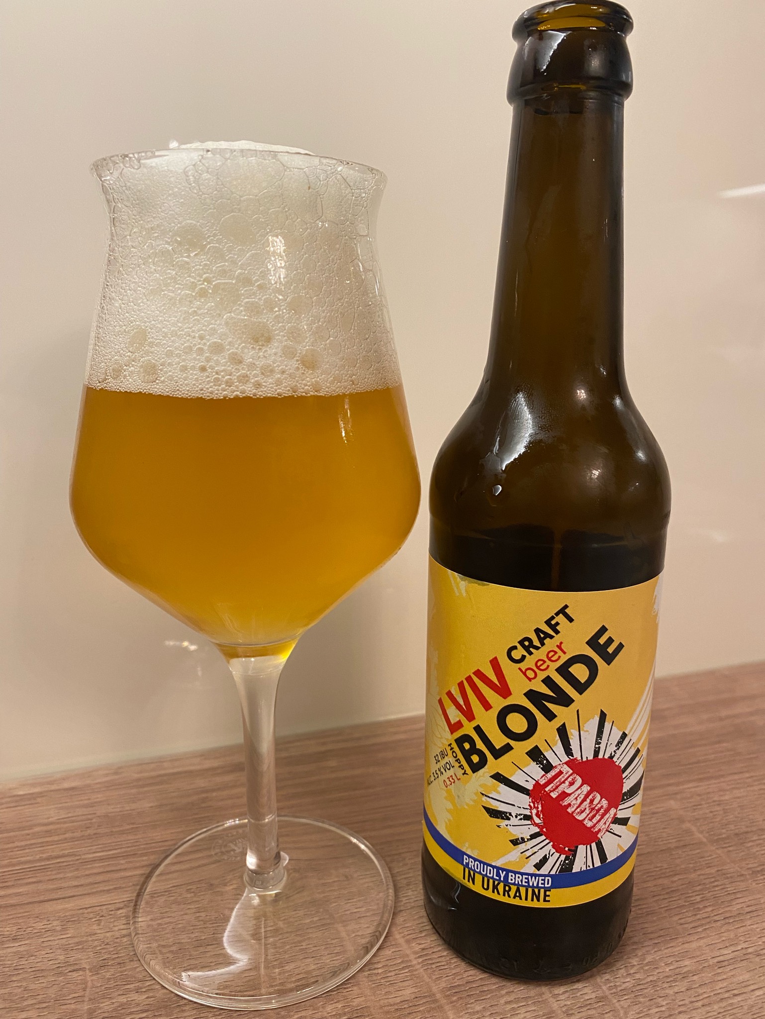 Lviv Hoppy Blonde Ale, Ukraine