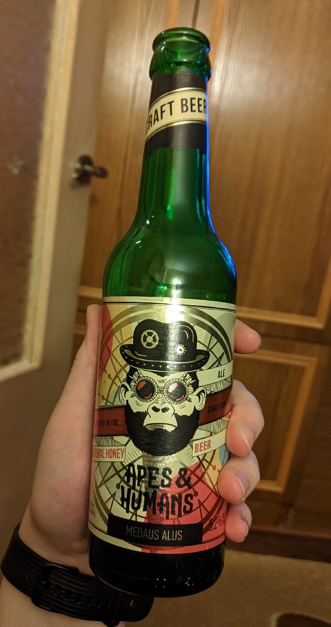 Apes & Humans Medaus Alus, Lithuania