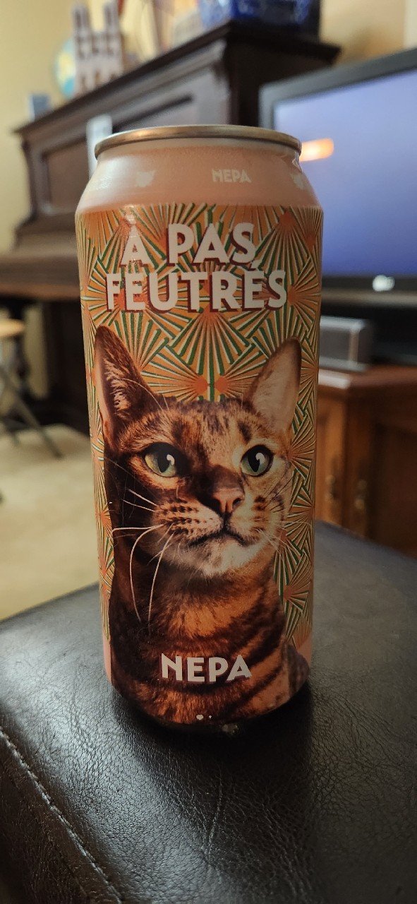 À pas feutrés, Canada