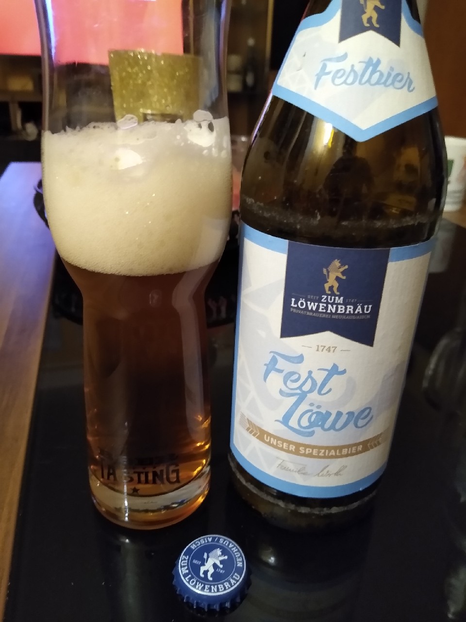 Zum Löwenbräu Fest Löwe, Germany