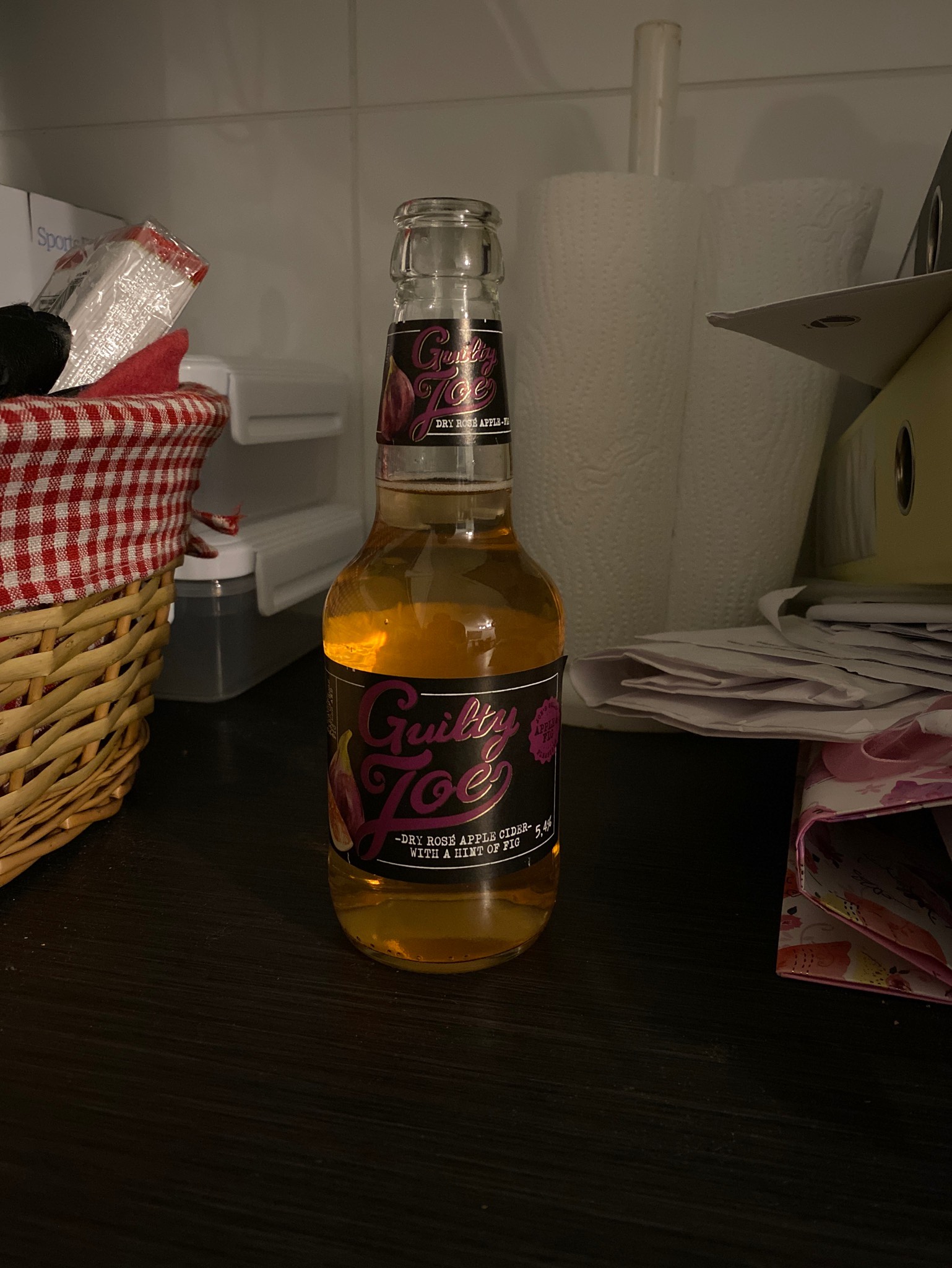 Guilty Joe Dry Rosé Apple Cider with a Hint of Fig, Finland