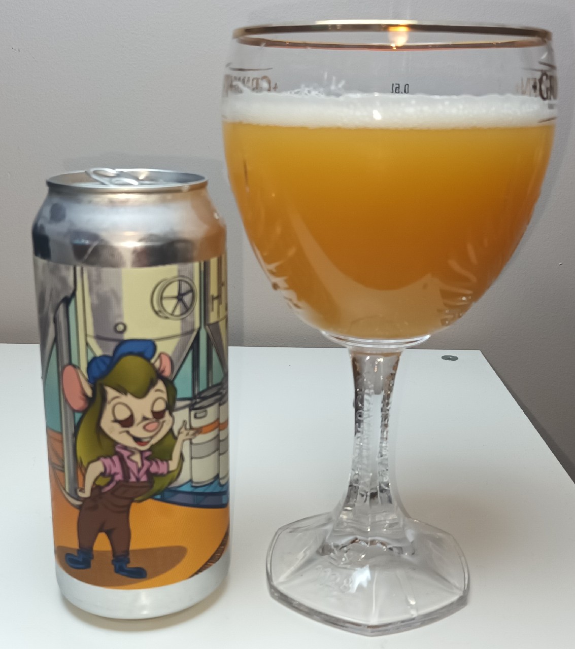 Molly Hackwrench, United States