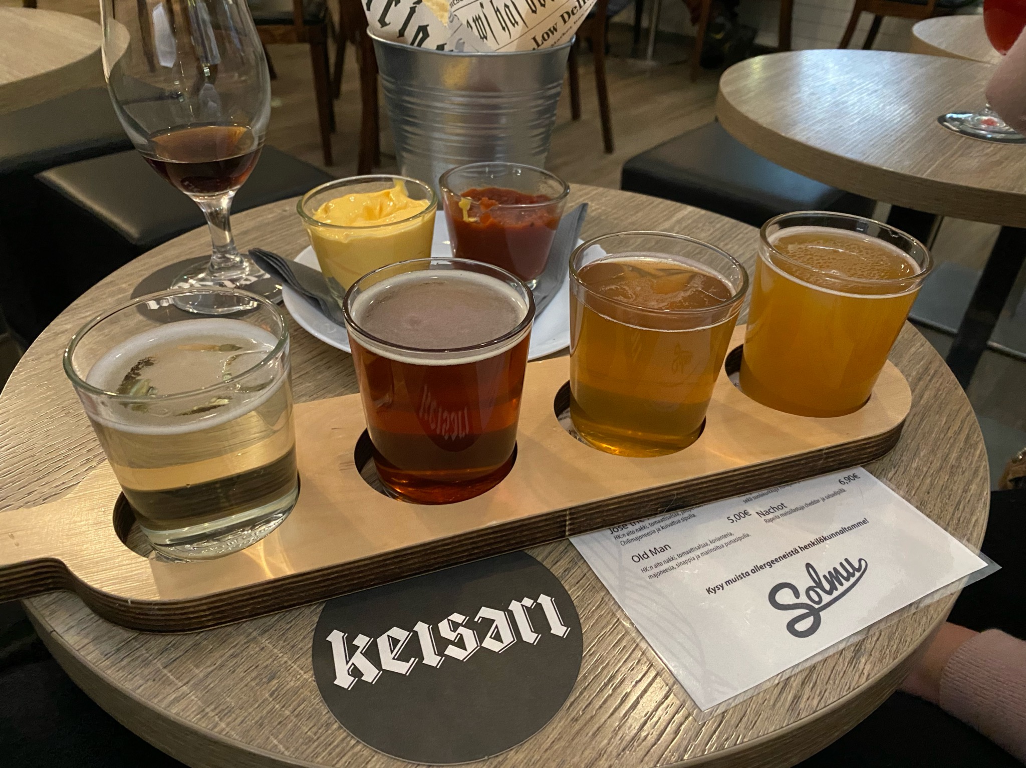 Downshiftaaja, Finland