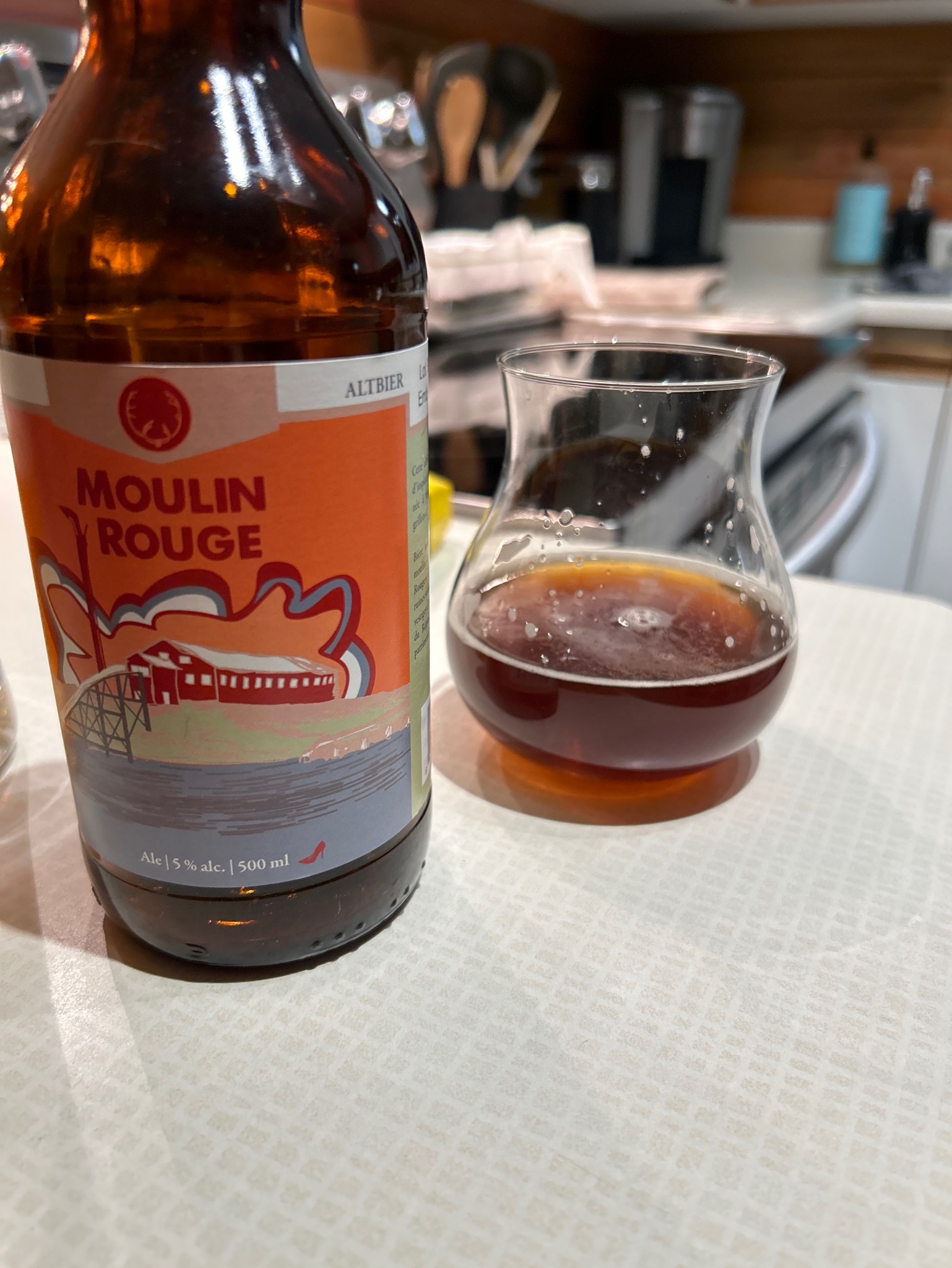 Moulin Rouge, Canada