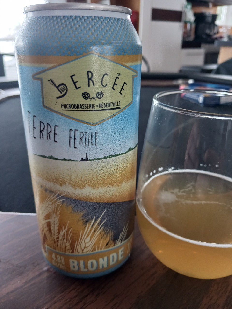 Terre fertile, Canada