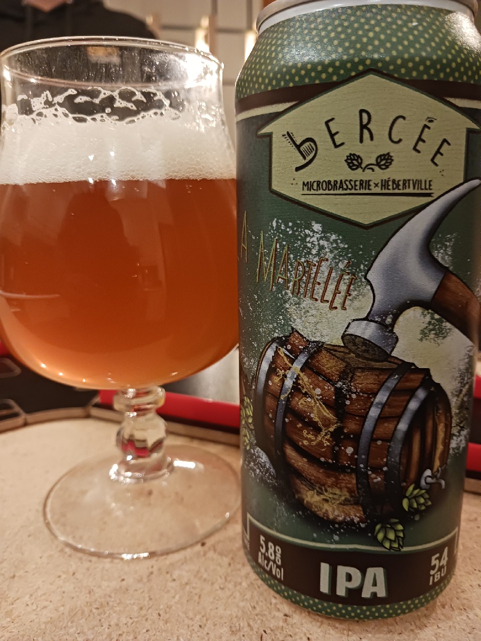 La Martelée, Canada