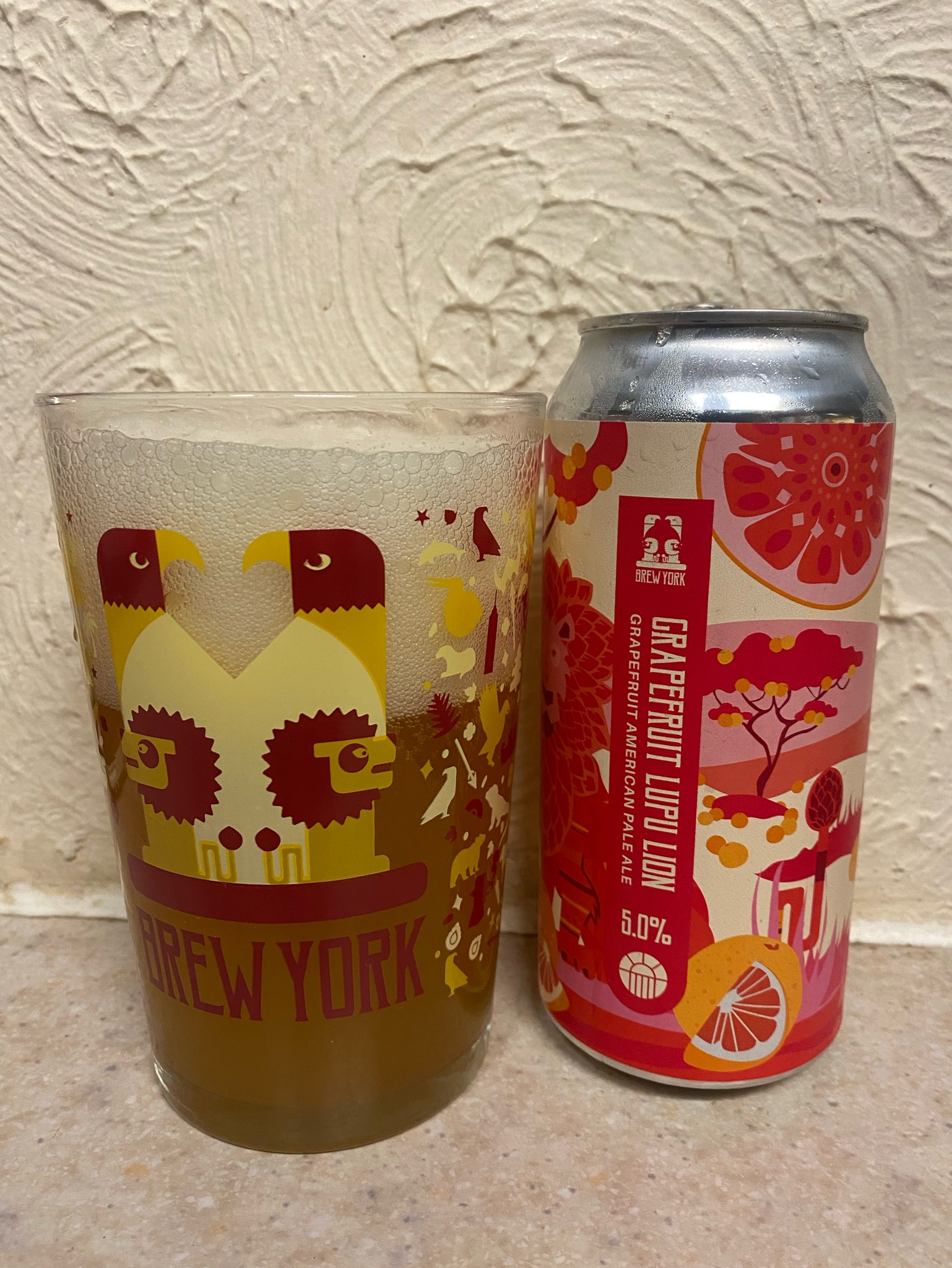 Grapefruit lupu lion, England