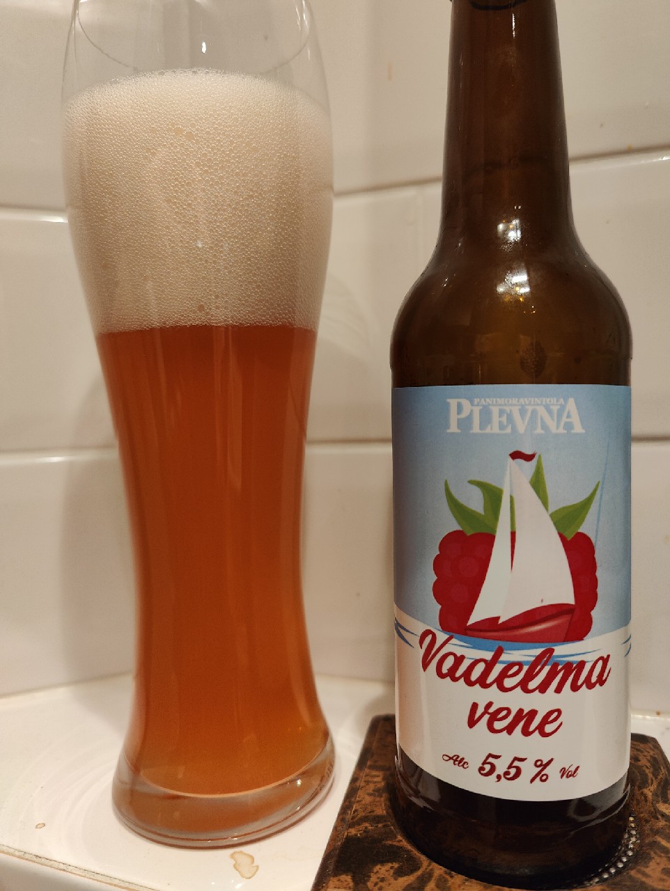 Vadelmavene, Finland