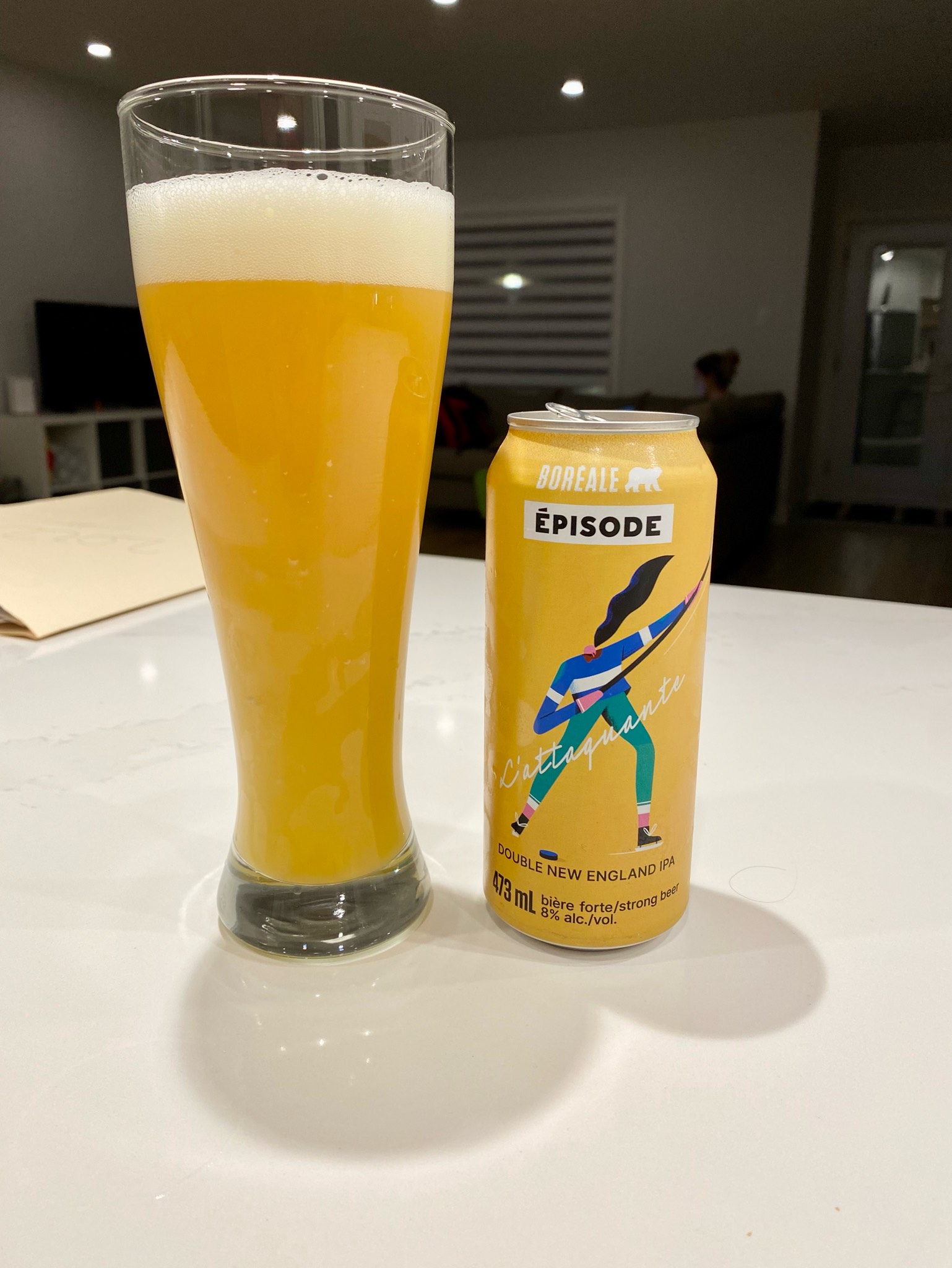 L'attaquante, Canada