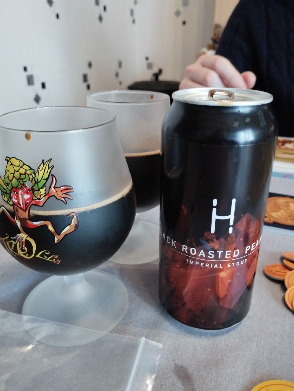 Black Roasted Peanuts, Latvia