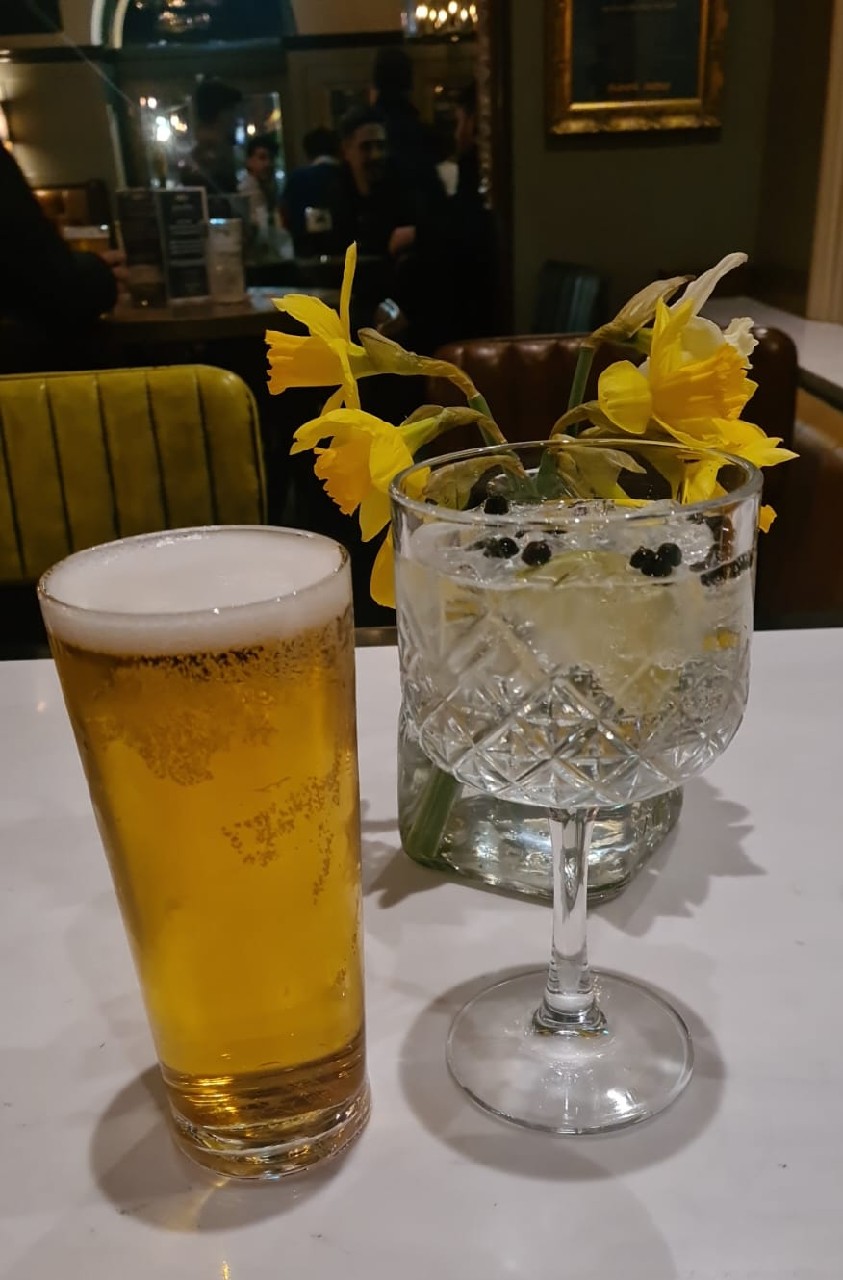 Bahnhof Deutsche Pilsner, England