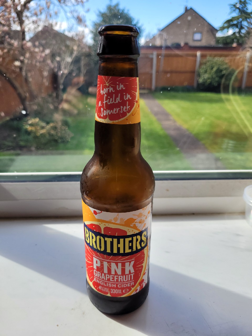 Pink Grapefruit English Cider, England