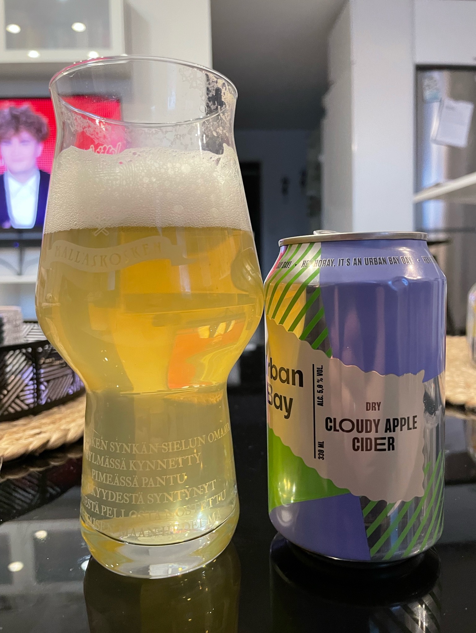 Urban Bay Cloudy Apple Cider, Finland