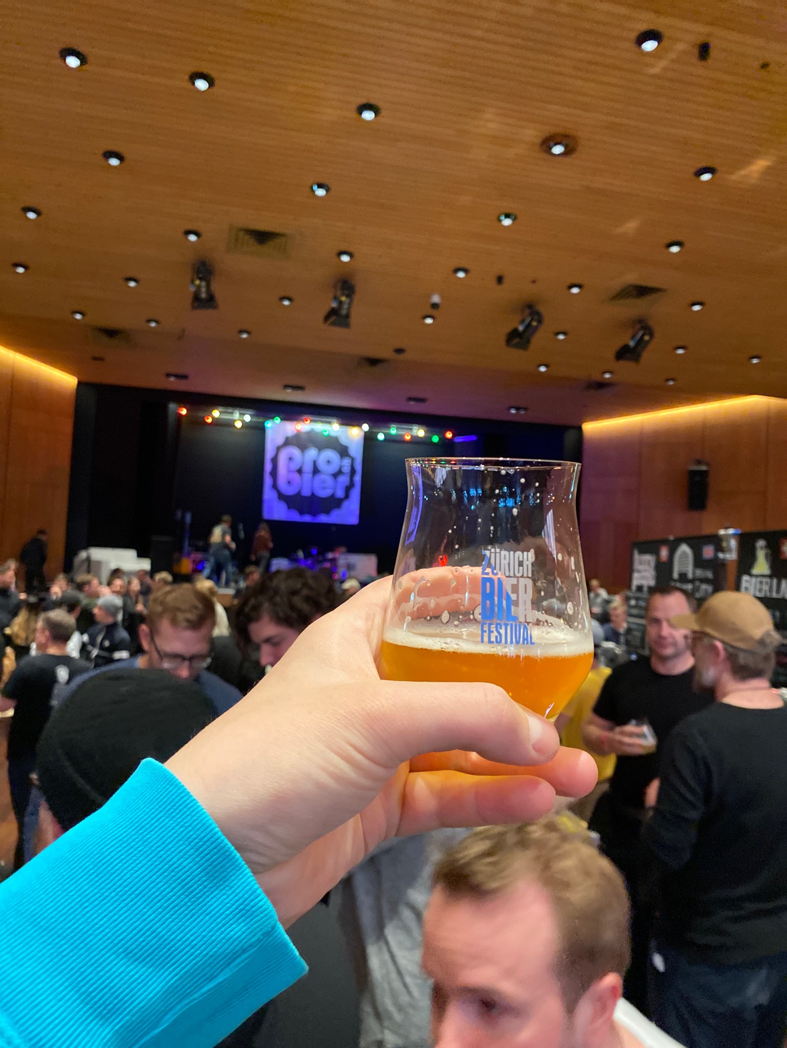 Mr crocodiles, Italy