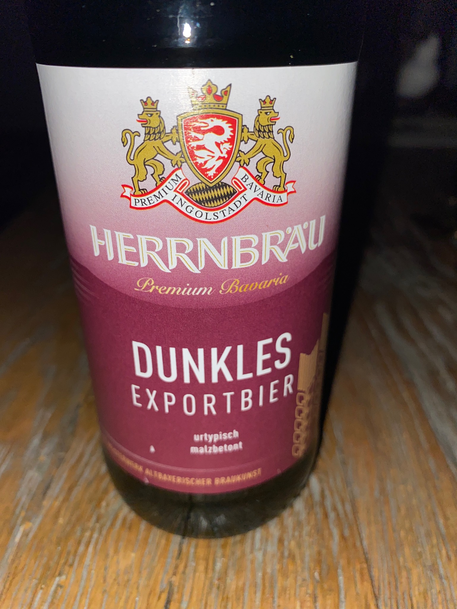 Herrnbräu Hefe Weißbier Dunkel, Germany