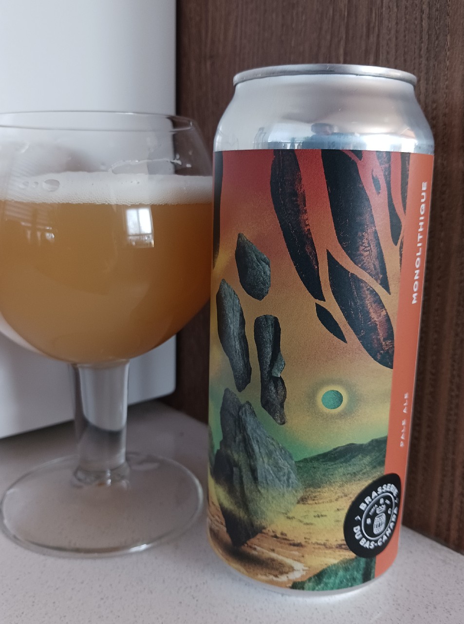 Monolithique, Canada