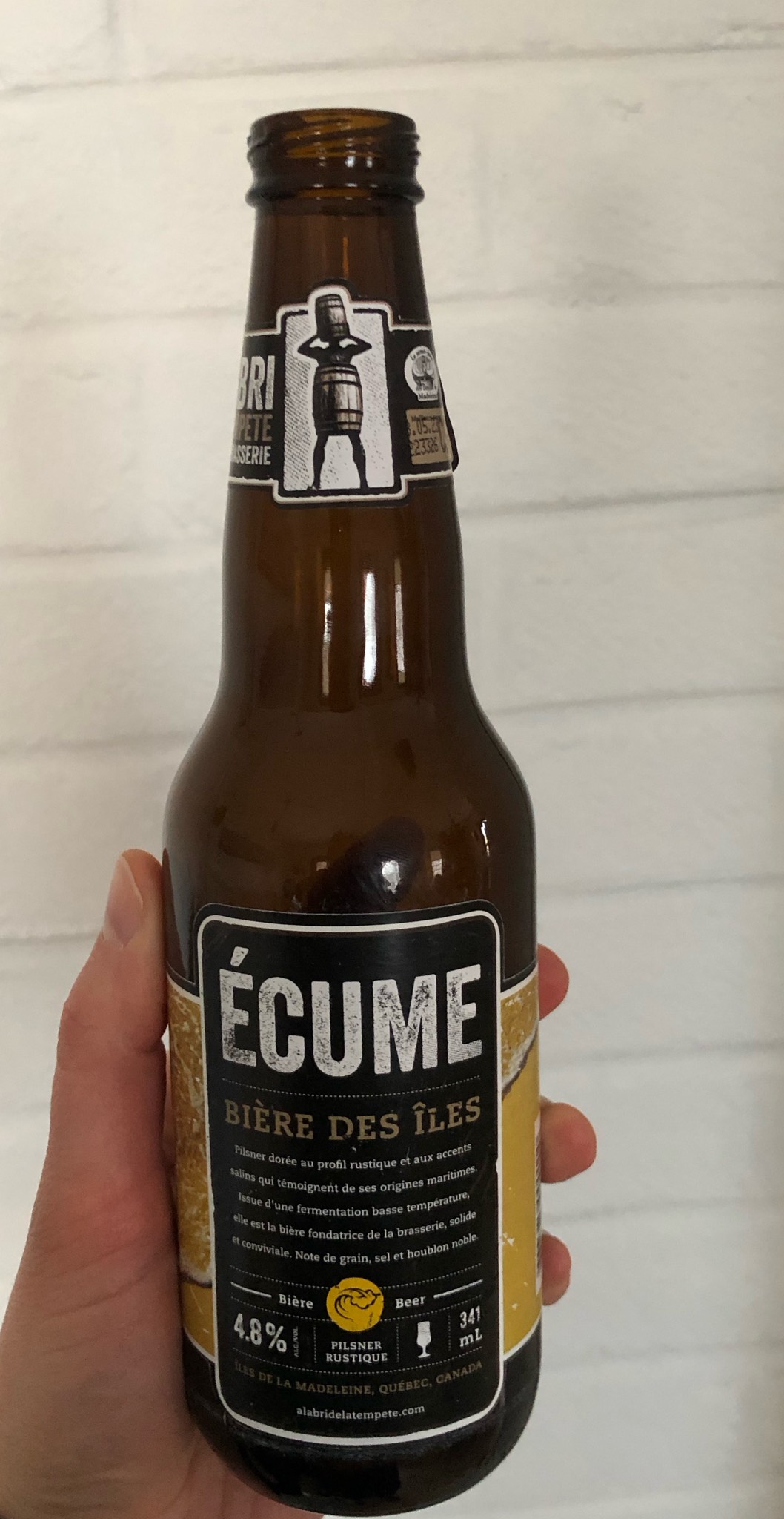 Écume, Canada
