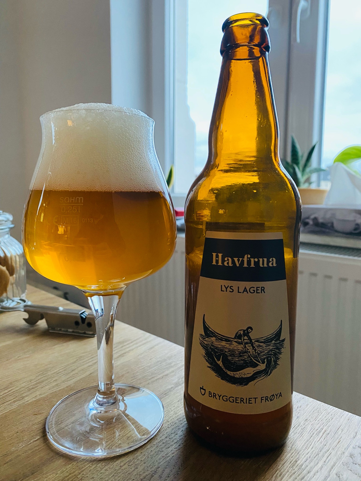 Havfrua Lys Lager, Bryggeriet Frøya