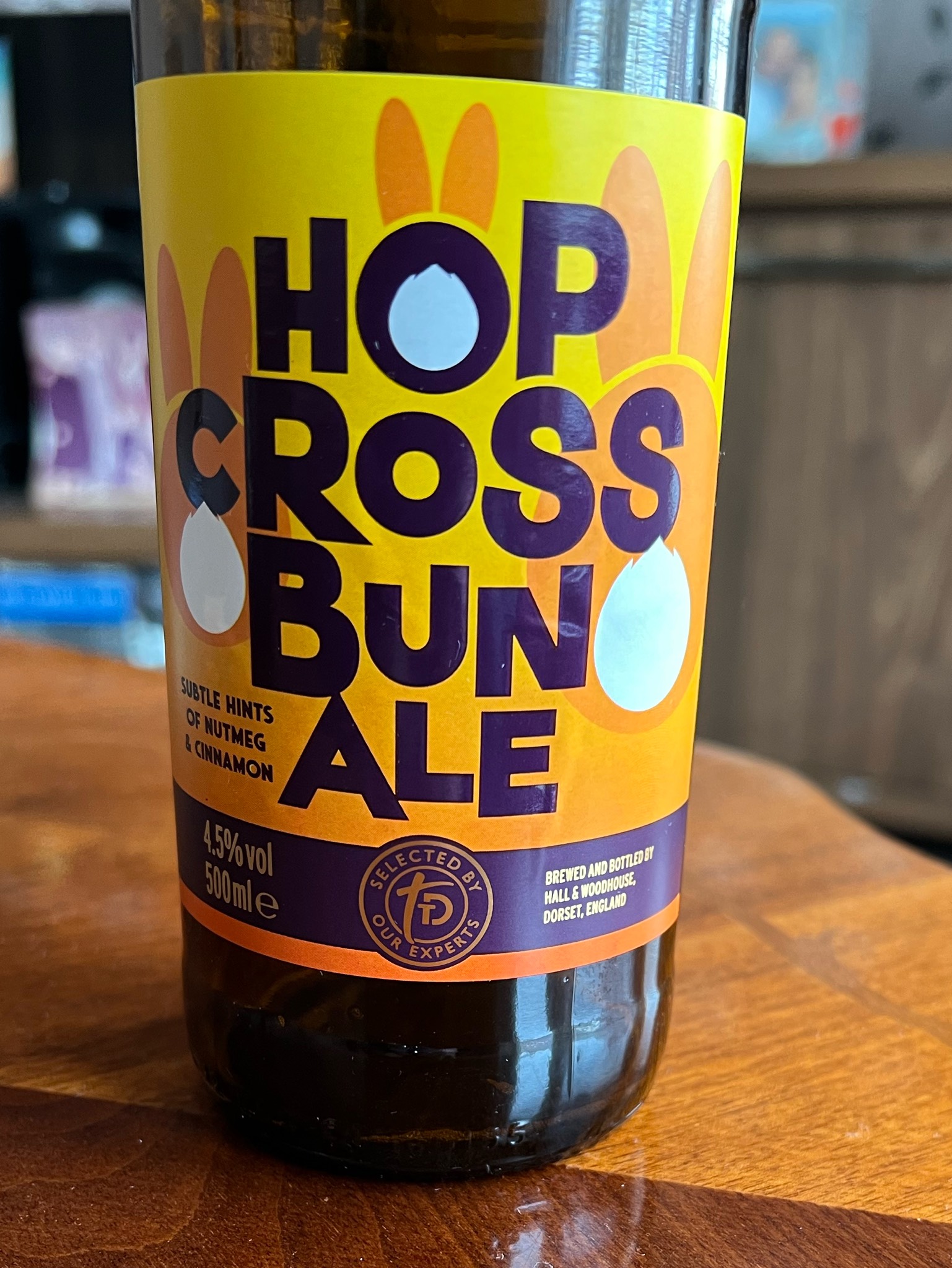 Hop Cross Bun Ale, England