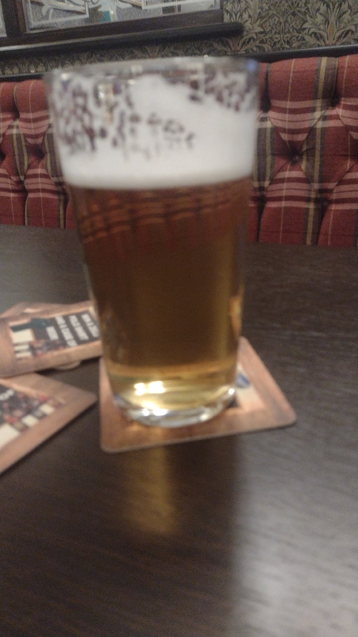 Peach Melbear, England