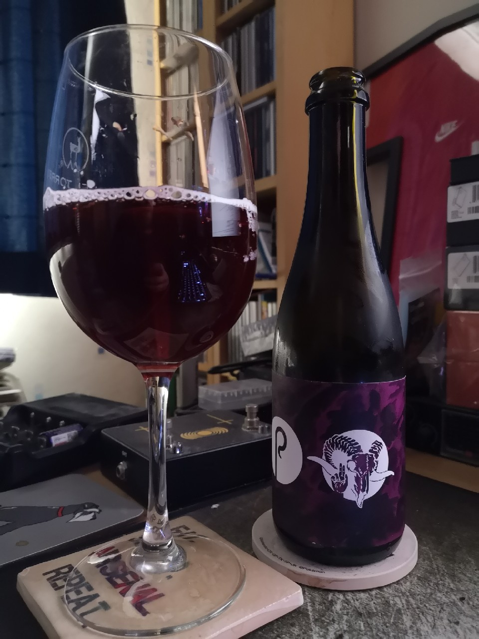 Montone E Capra, England