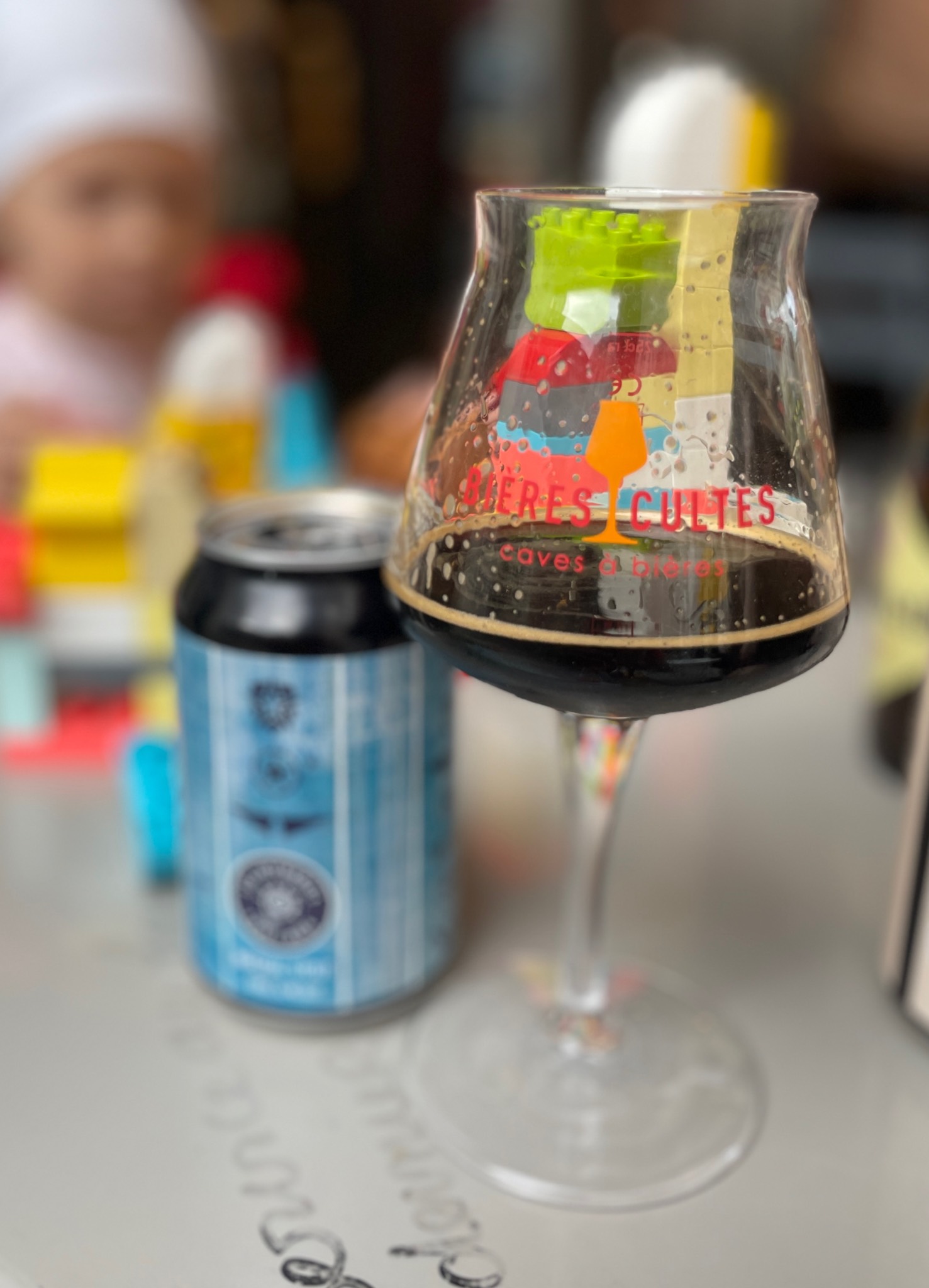 Manu Militari, France