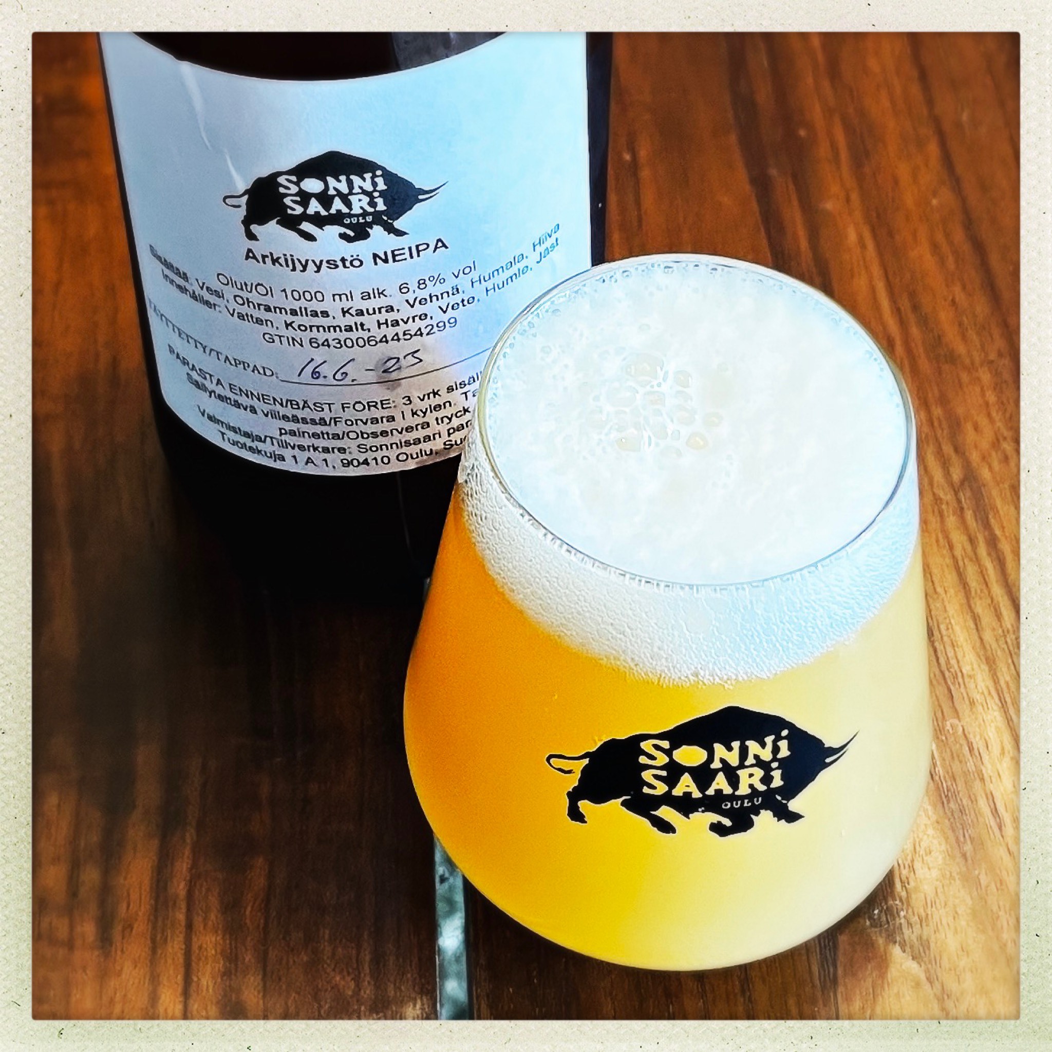 Arkijyystö, Finland