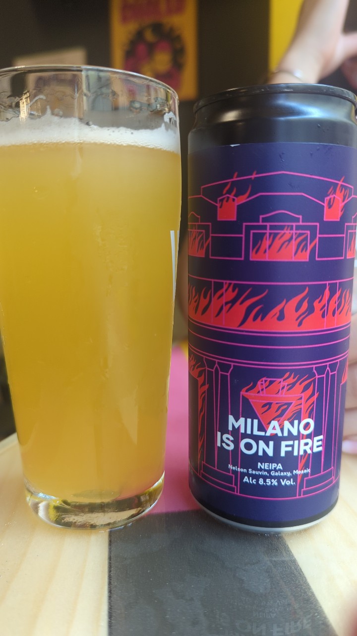 milano is on fire, Ireland