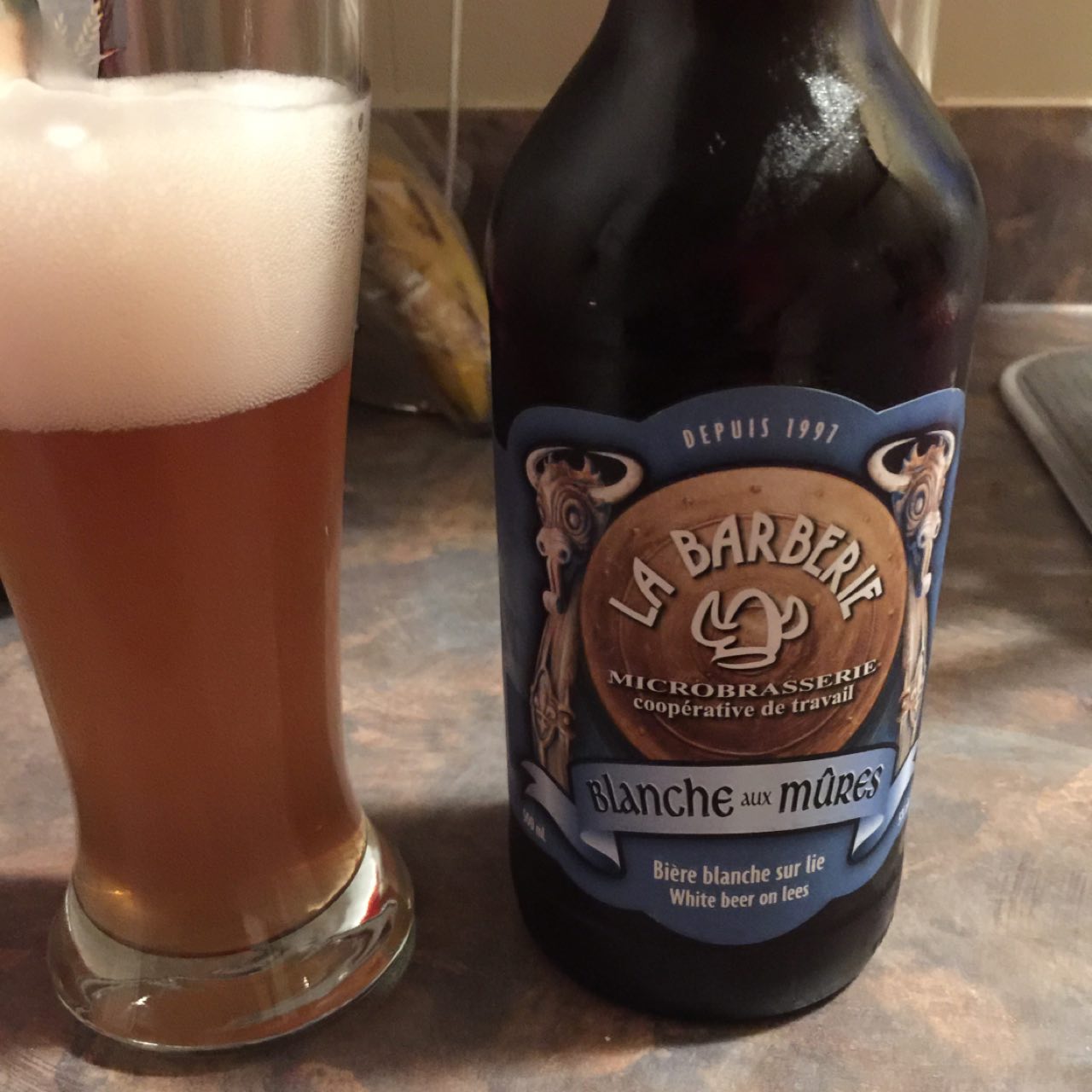 La Barberie Blanche Aux Mûres, Canada