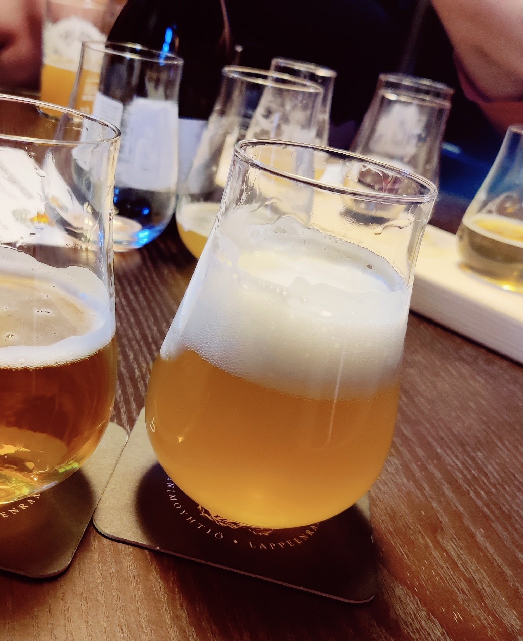 Hoptinen Illuusio: Vic Secret, El Dorado, Cascade, Finland