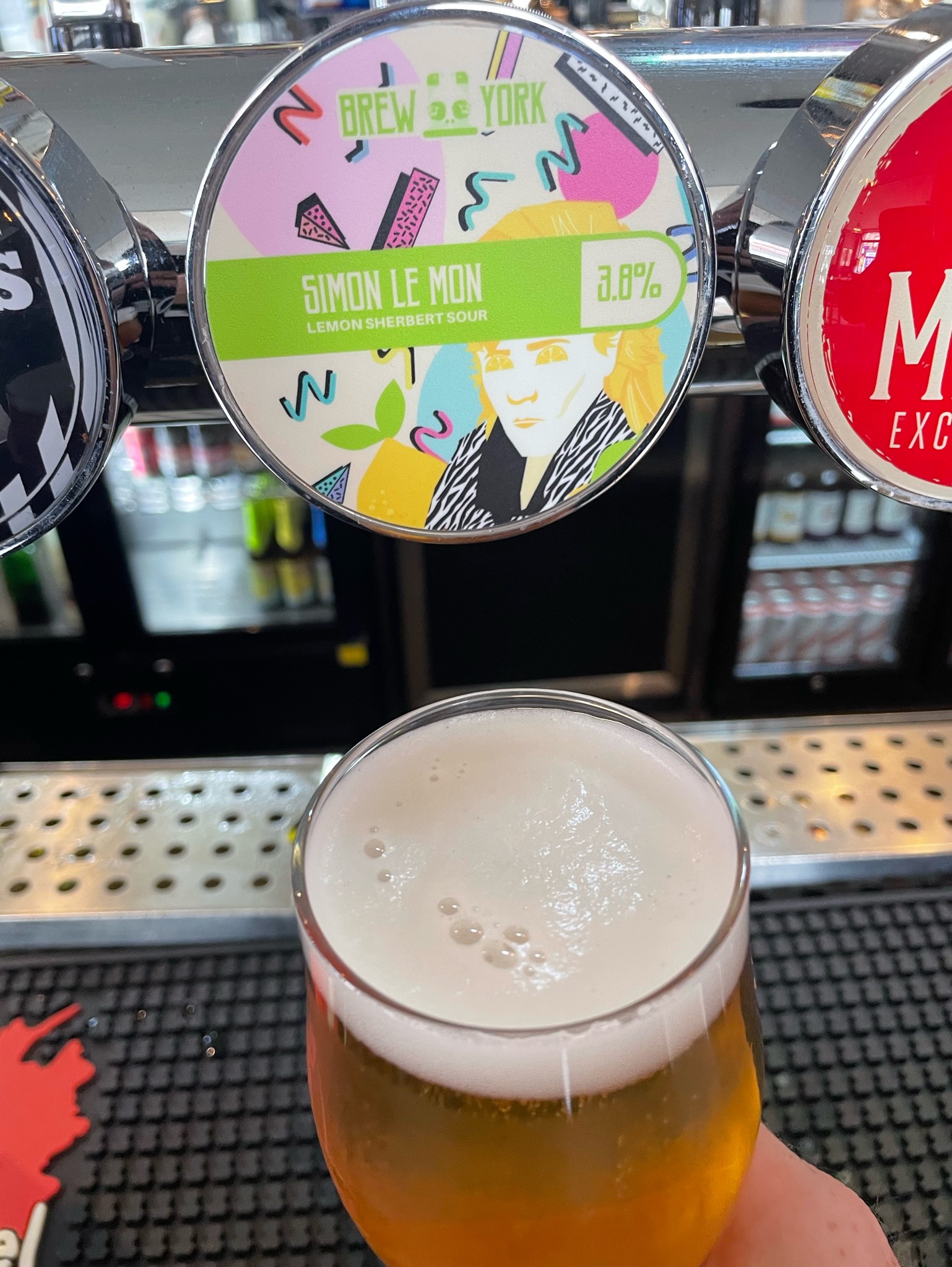 Simon Le Mon, England