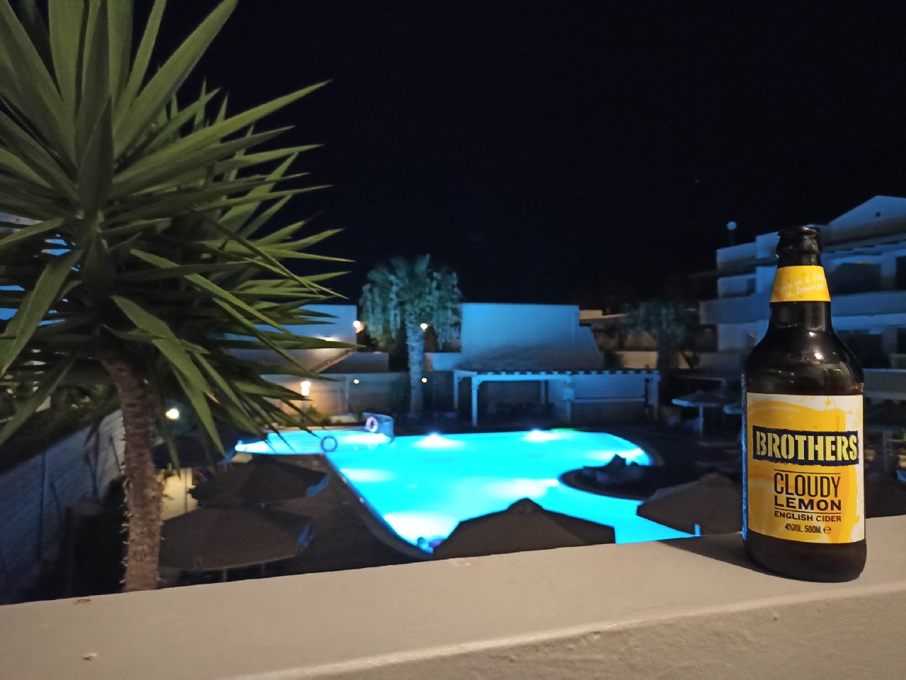 Cloudy Lemon Premium Cider / Cloudy Lemon English Cider, England