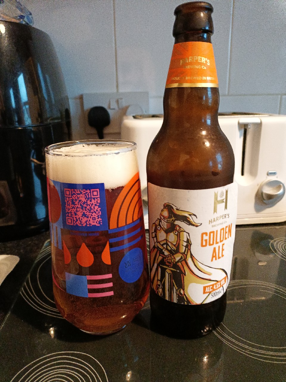 Harper's Golden Ale, England