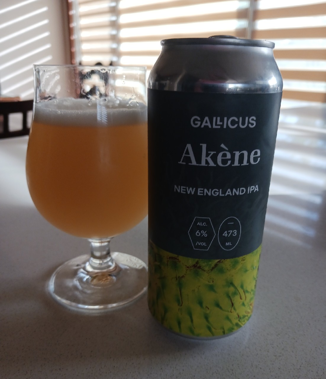 Akène, Canada
