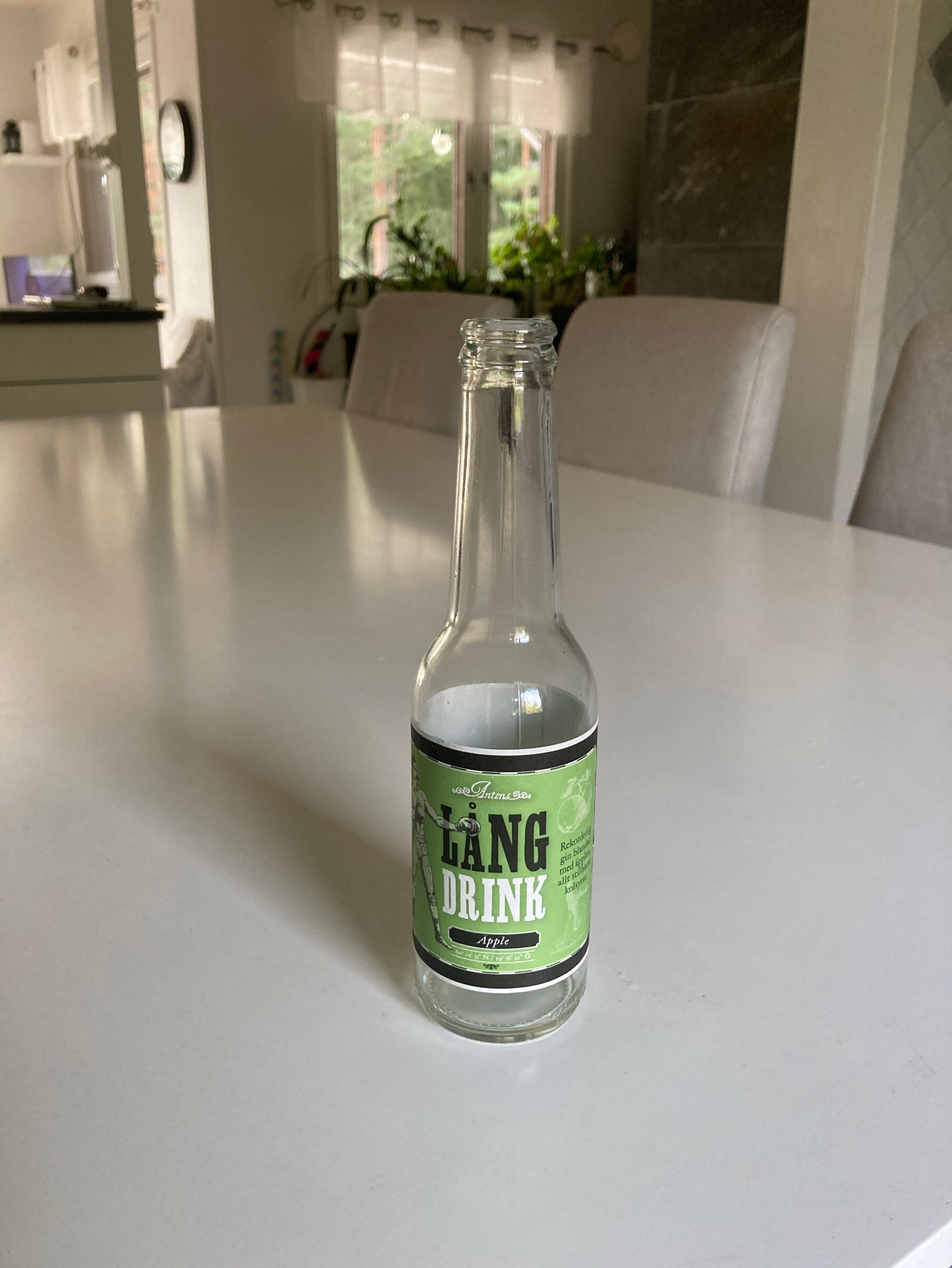 Antons Lång Drink Äpple, Finland