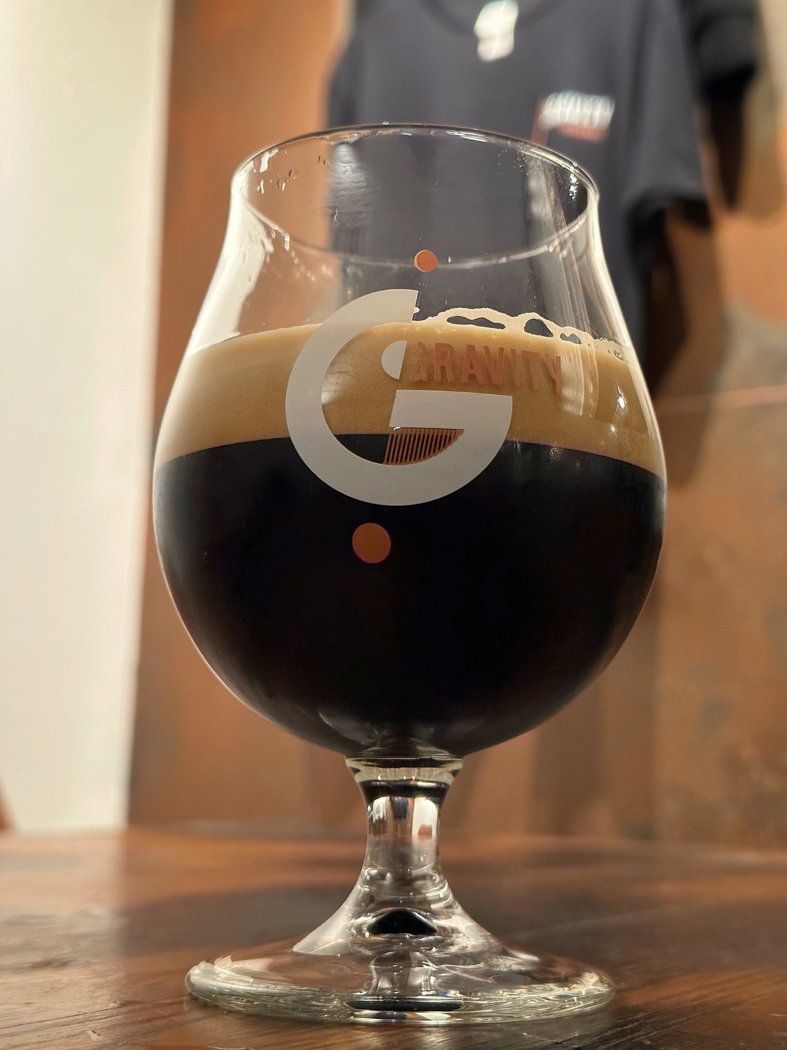 Event horizon nitro - overproof stout, Gravity Brewing