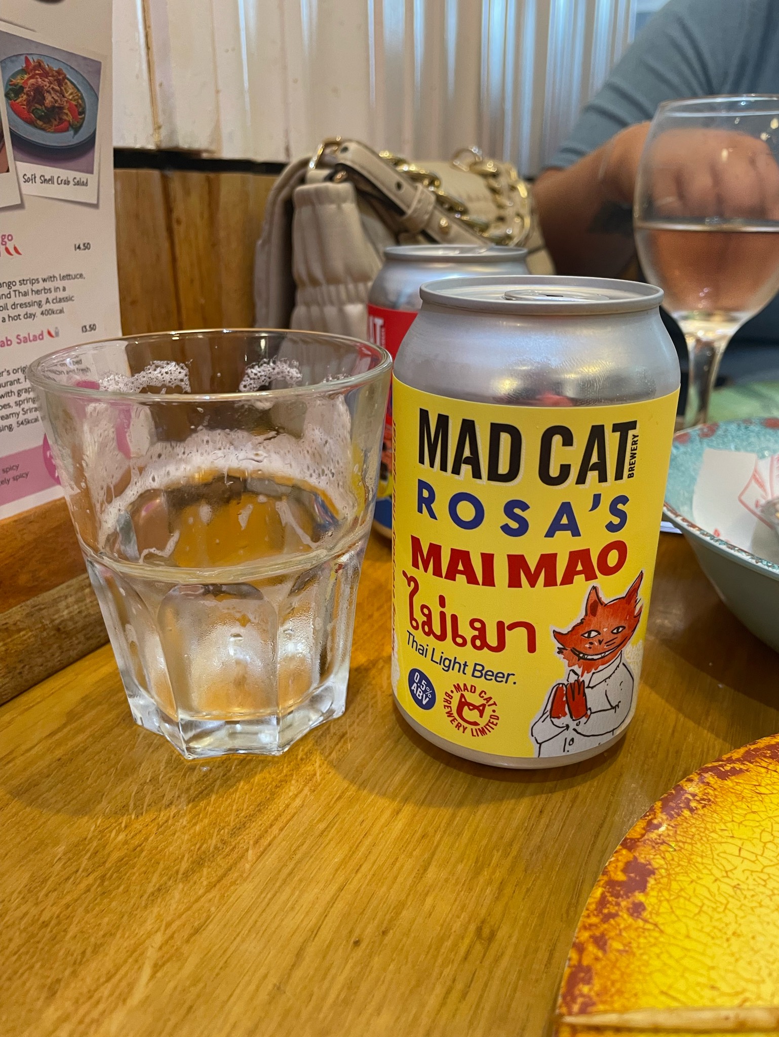 Rosa's Mai Mao, England