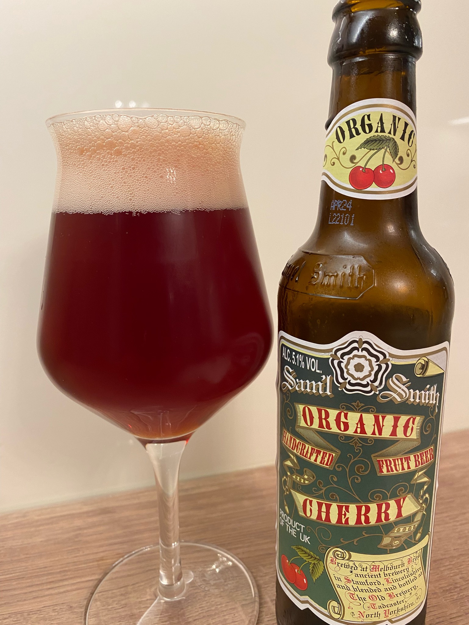 Organic Cherry Ale, England