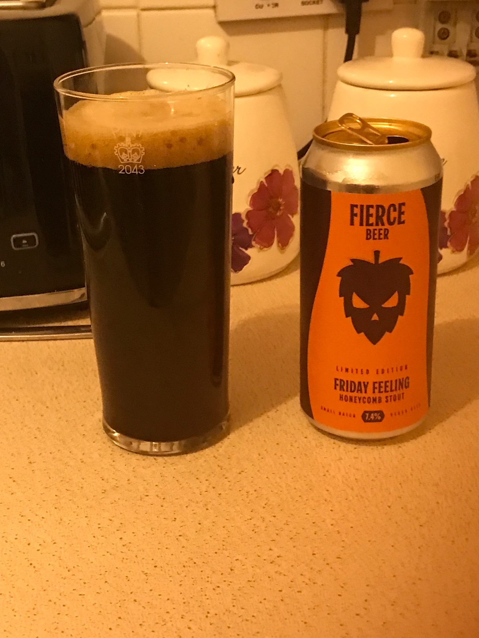 Friday Feeling honeycomb stout, Scotland