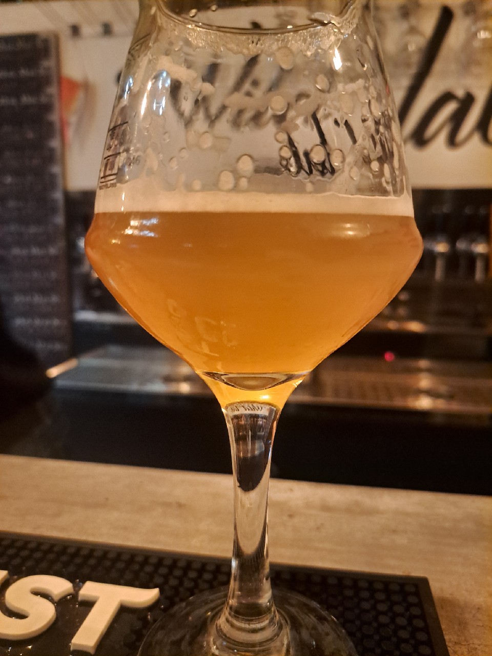 Vulgar Display of Hops, Romania