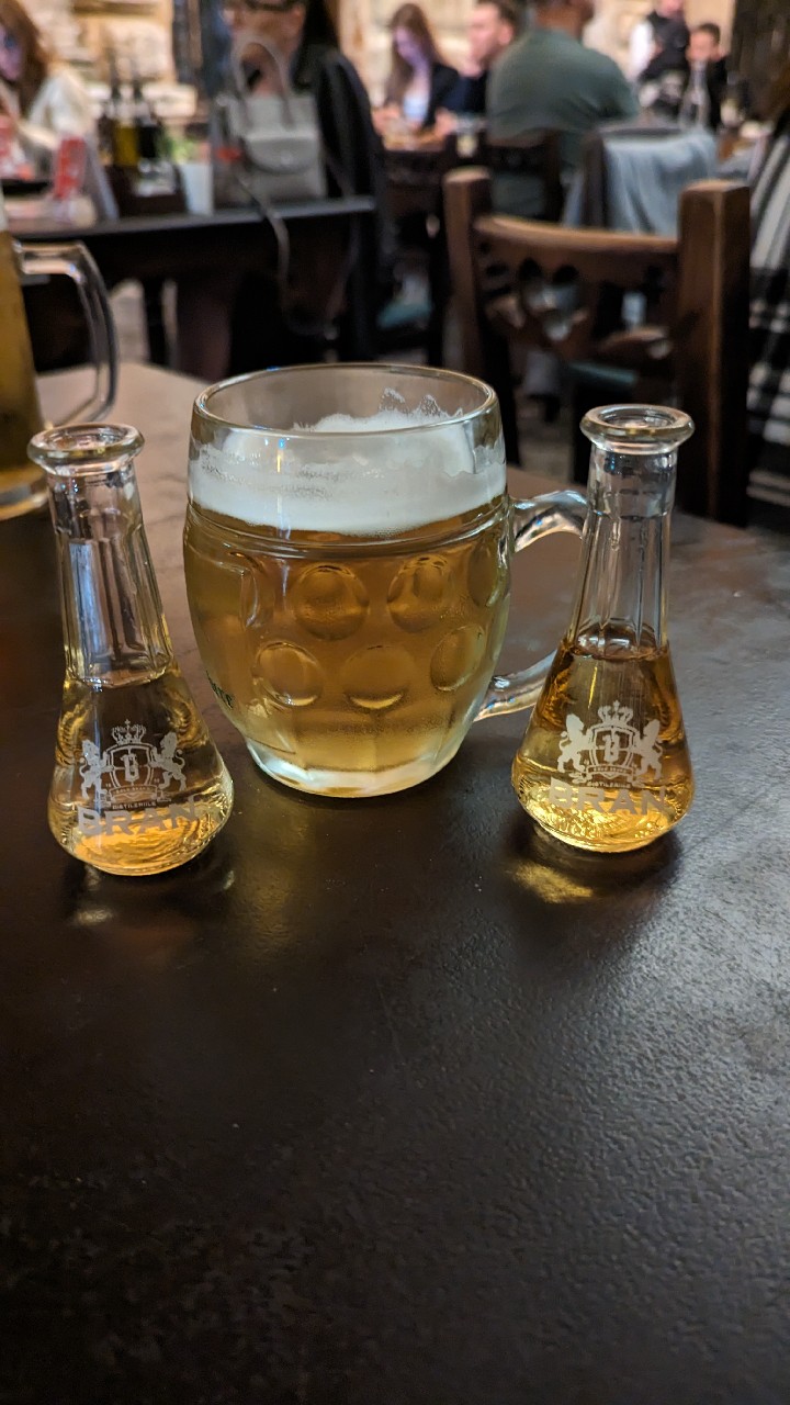 Berea Casei, Romania