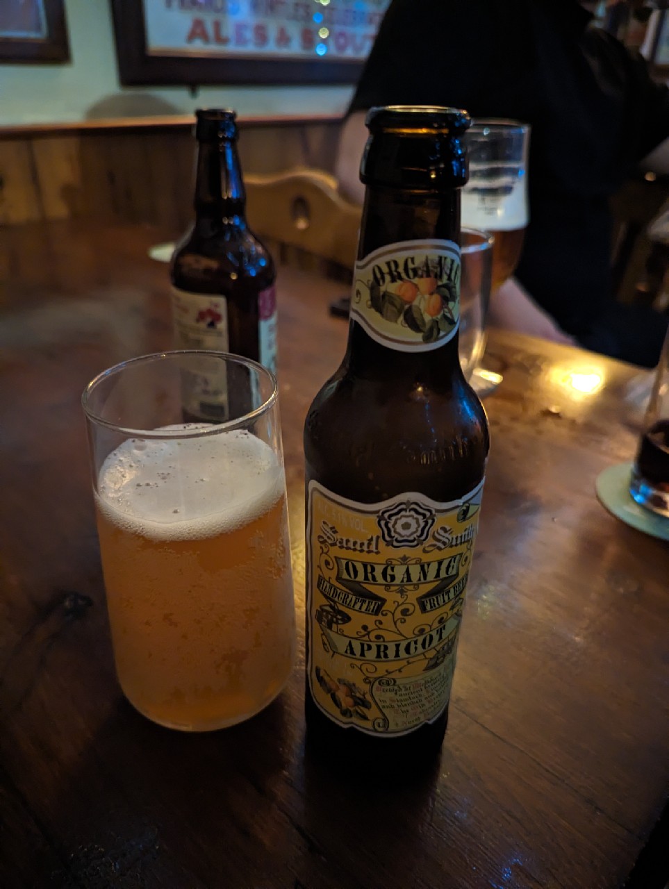 Organic Apricot, England