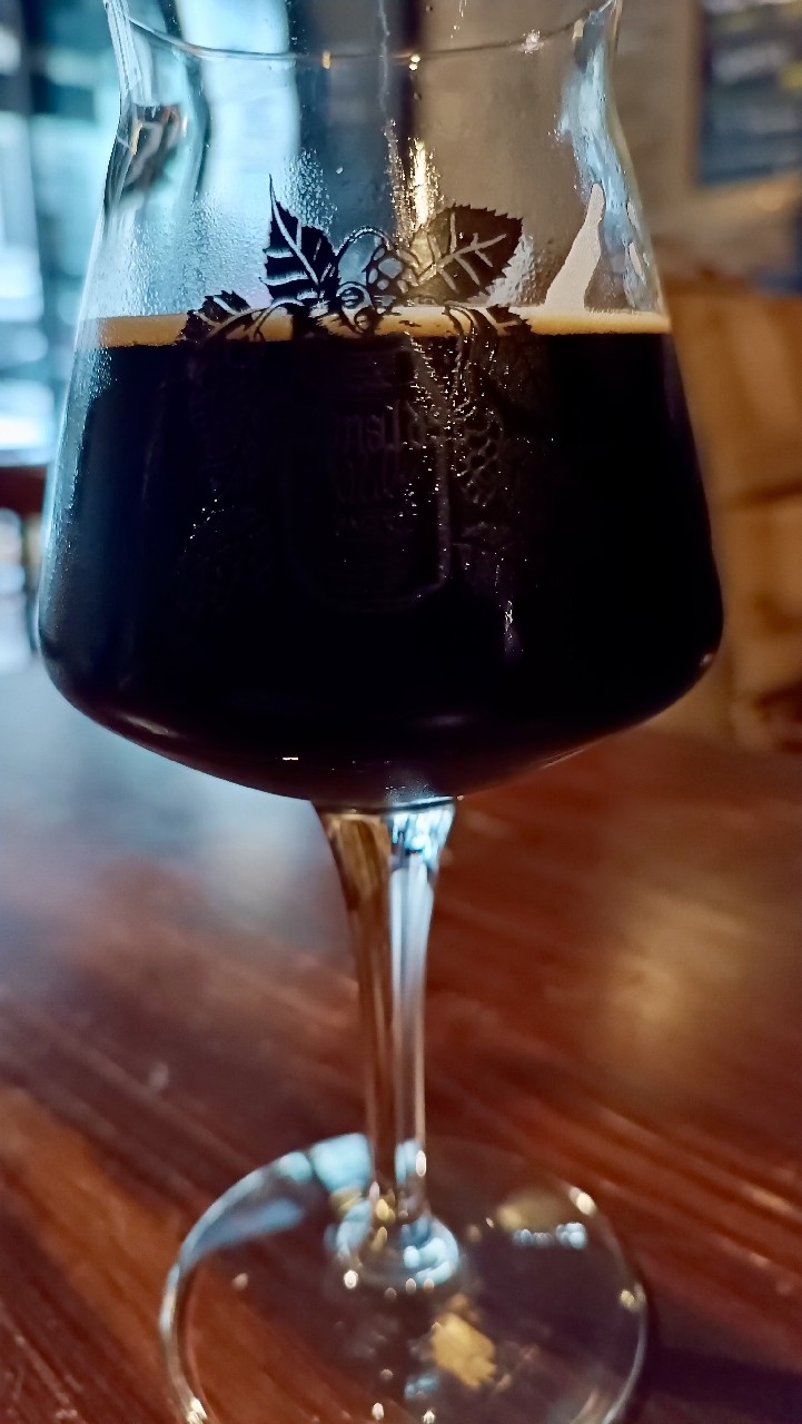 Dessert In A Can - Pineapple Upsidedown Cake, Norway