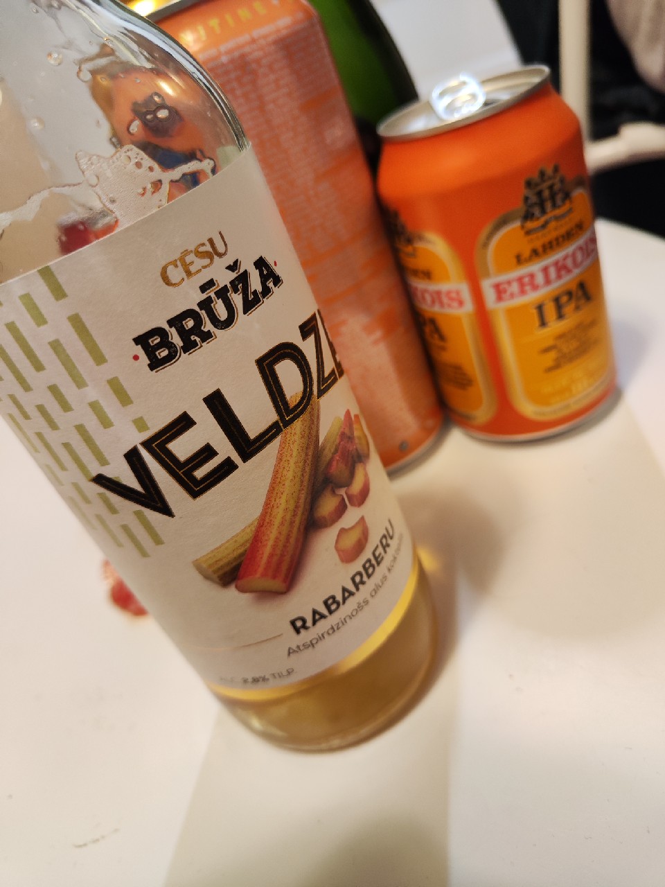 Brūža Veldze Rabarberu, Latvia