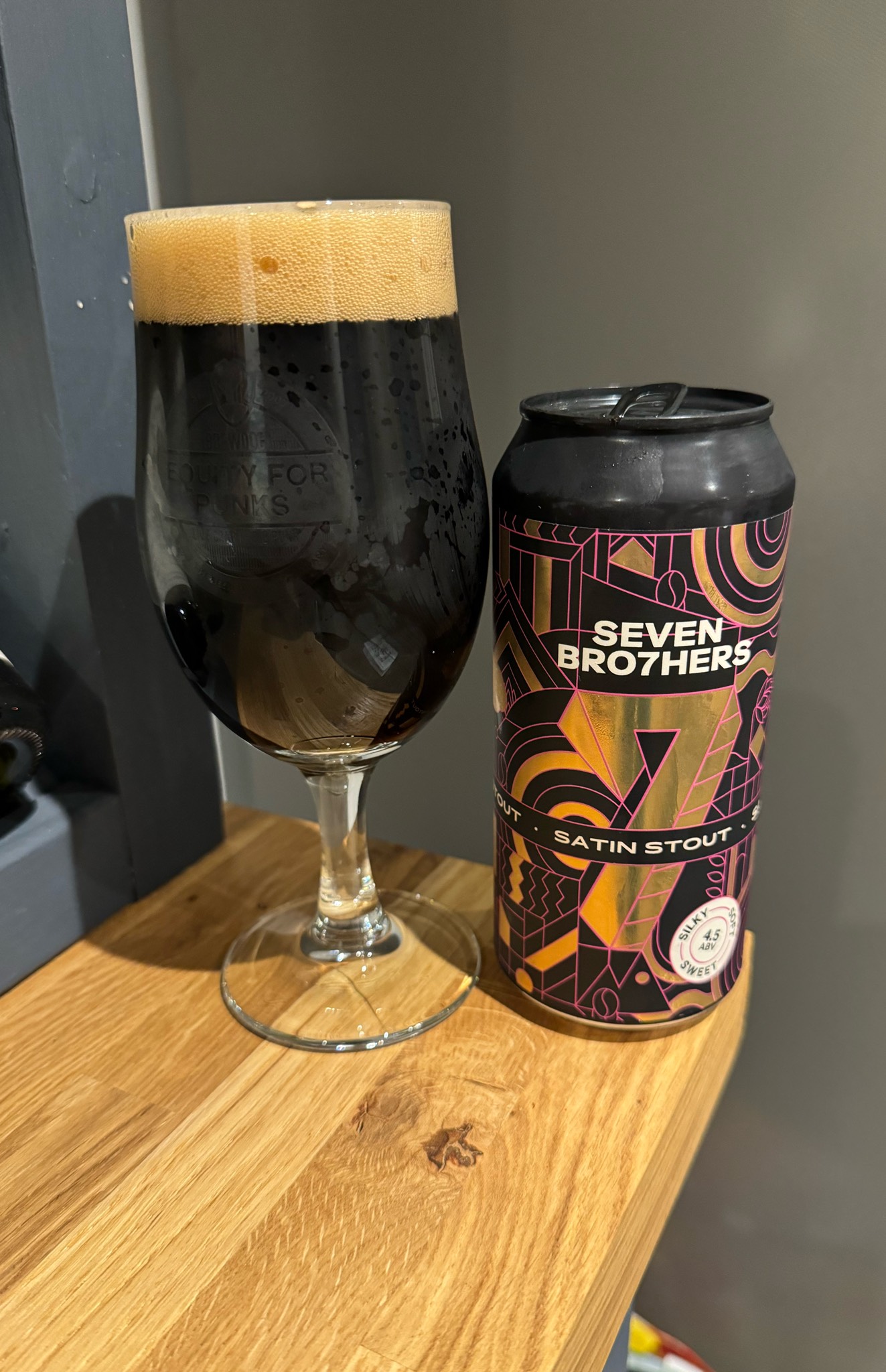 Satin Stout, England