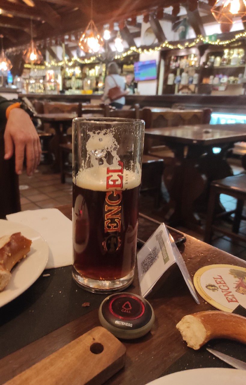 Engel Dunkel, Germany