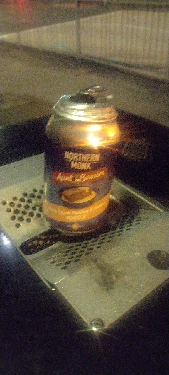 Aunt Bessie's Sticky Toffee Pudding & custard porter, England