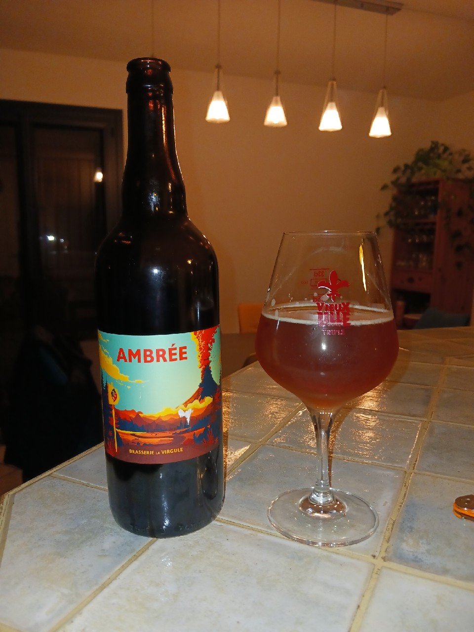 Virgule Ambrée, France